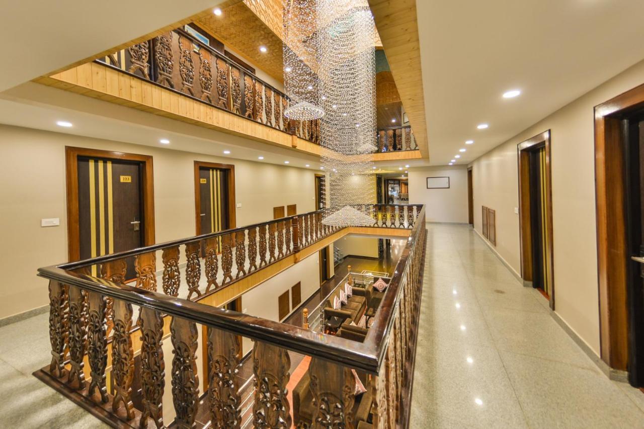 Royal Hillton Pahalgam Hotel ภายนอก รูปภาพ
