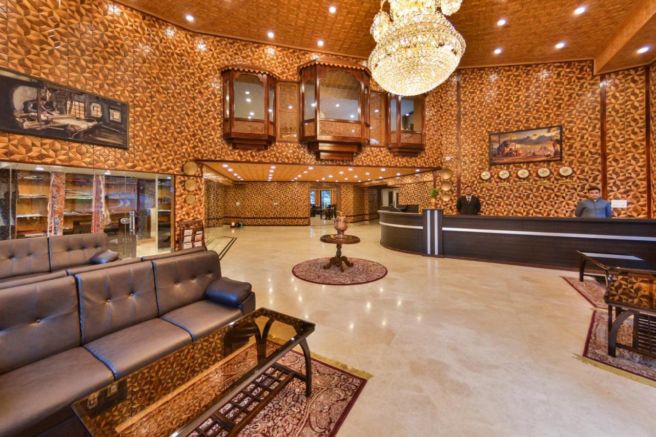 Royal Hillton Pahalgam Hotel ภายนอก รูปภาพ