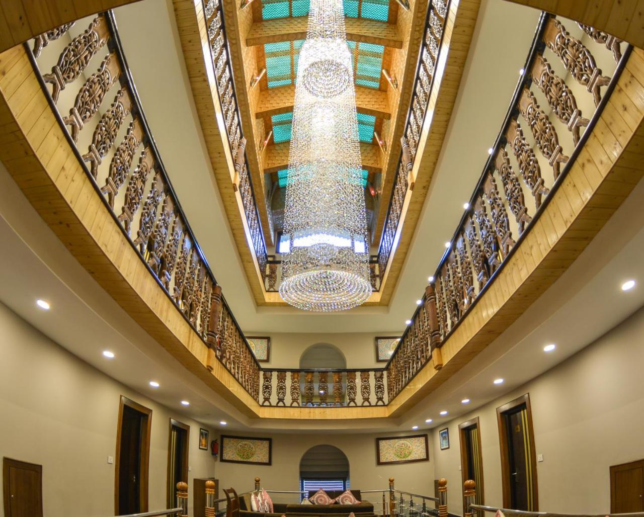 Royal Hillton Pahalgam Hotel ภายนอก รูปภาพ