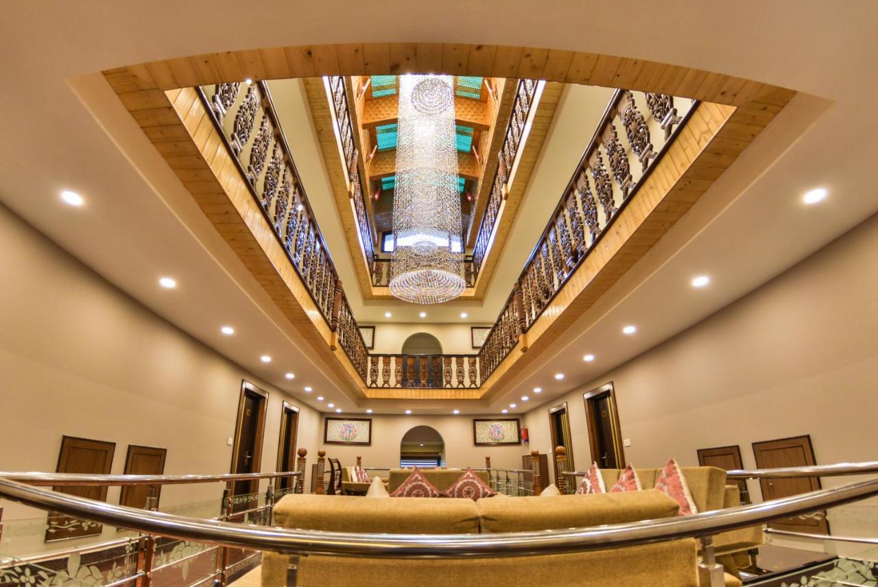 Royal Hillton Pahalgam Hotel ภายนอก รูปภาพ