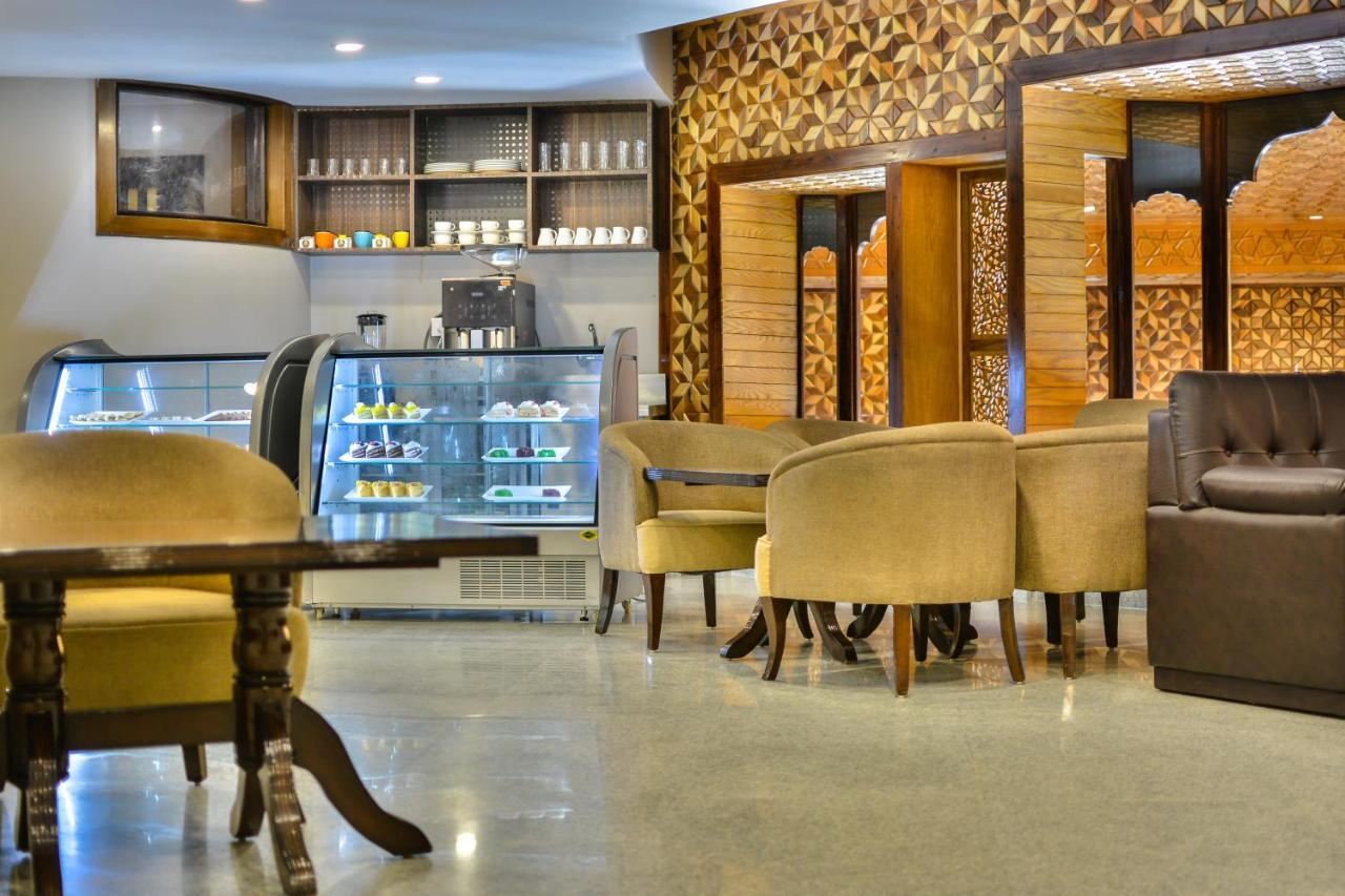 Royal Hillton Pahalgam Hotel ภายนอก รูปภาพ