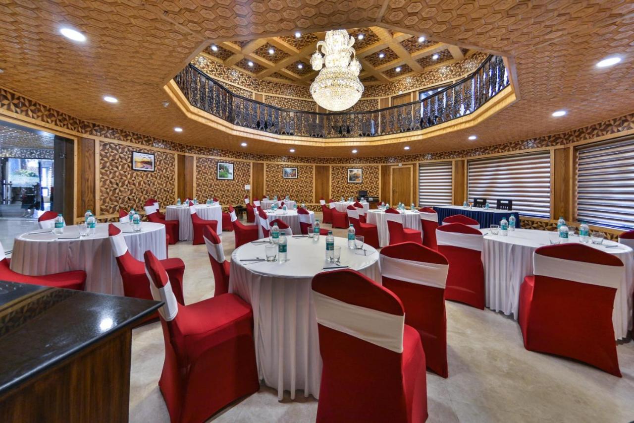 Royal Hillton Pahalgam Hotel ภายนอก รูปภาพ